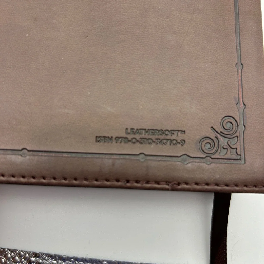 NIV Teen‎ Study Bible Zondervan Brown Leathersoft New International Version